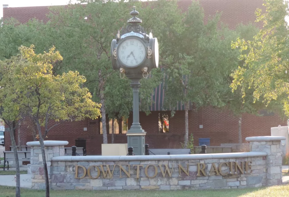 Harris Plaza